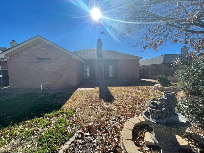 Building Photo - 2214 97th St