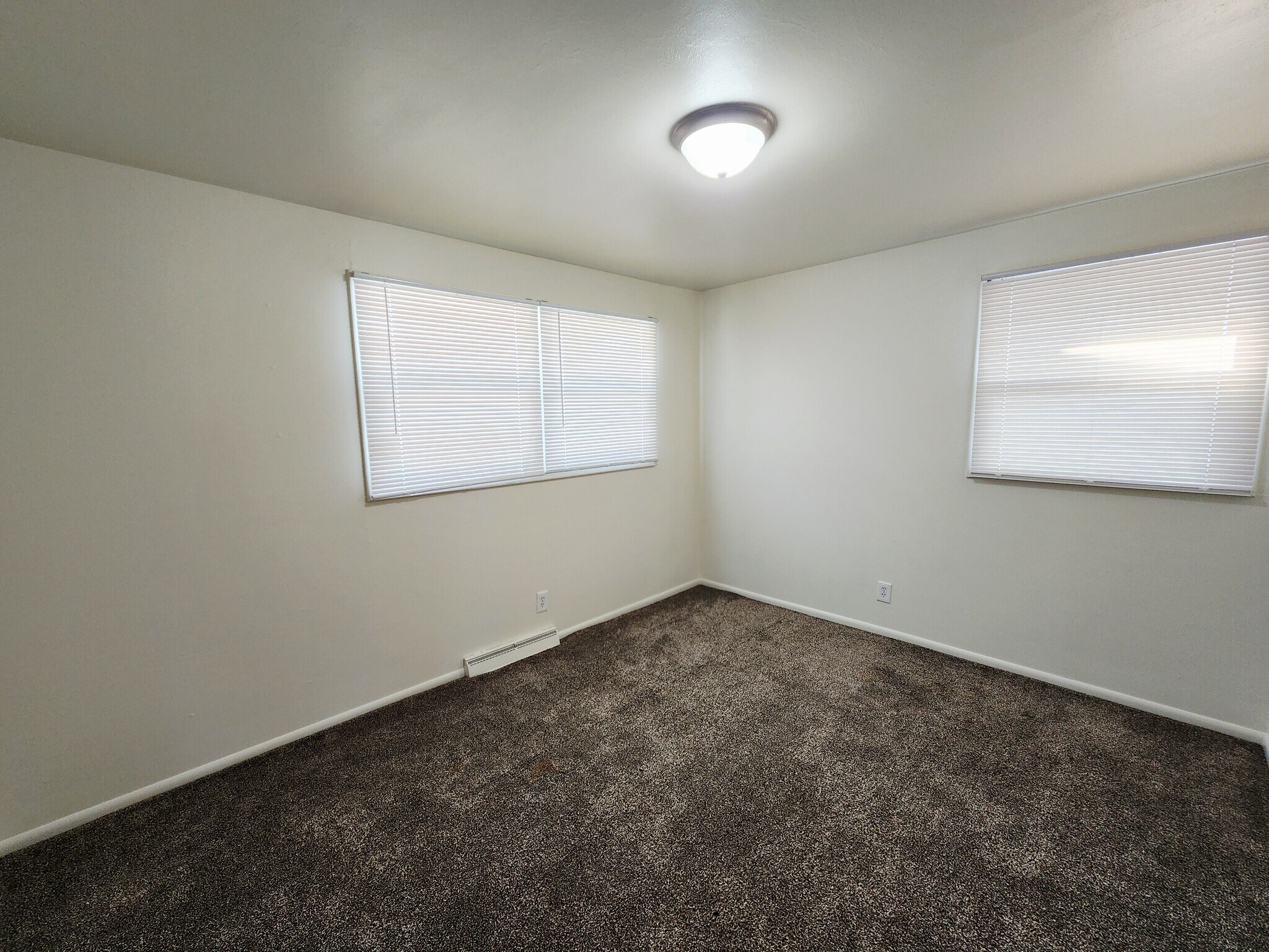 Building Photo - 85 Princeton Ave