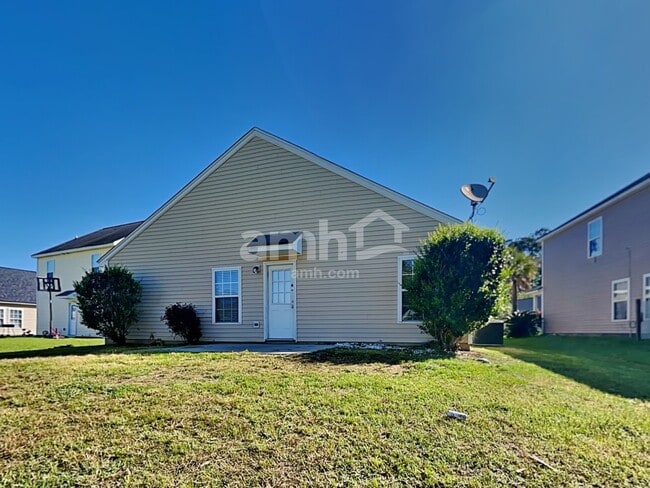 Building Photo - 112 Larkspur Dr
