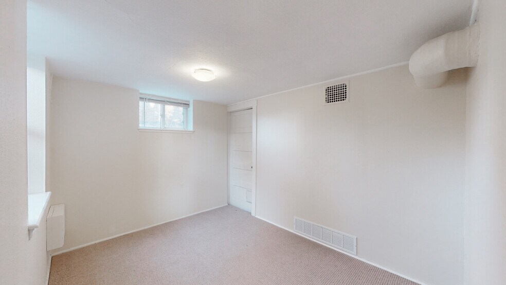 Building Photo - 1444 Birch St