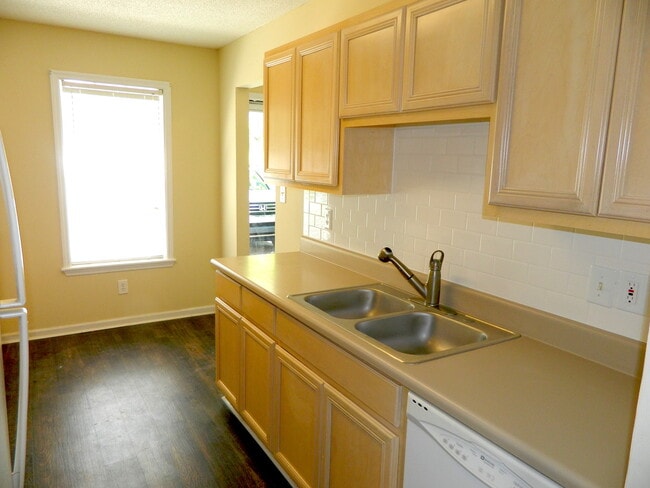 Building Photo - 71 Tiburon Trail