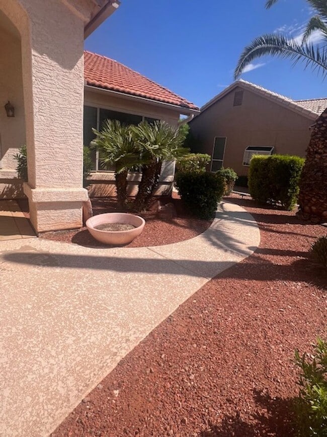 Building Photo - Sun Lakes Rental Home