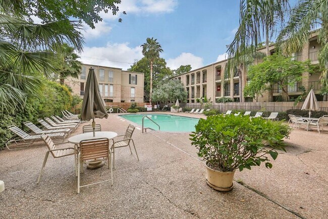 Building Photo - 4641 Wild Indigo St