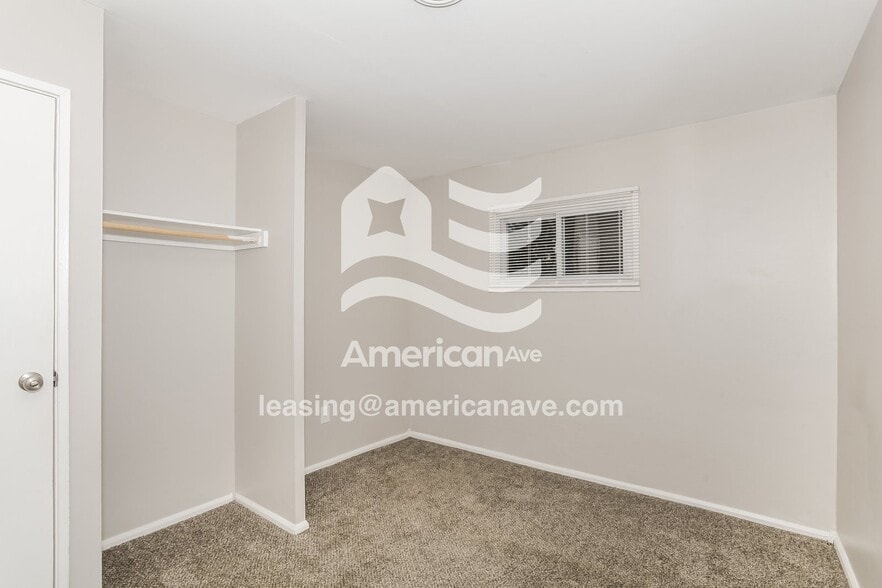Building Photo - 16 Sillman Ct