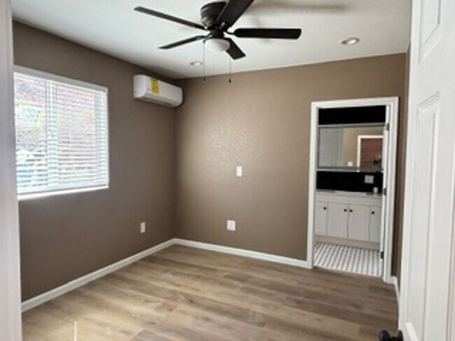 Building Photo - Charming Bear Valley Springs Home With A View!