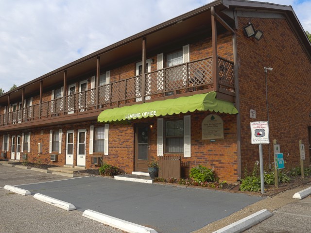 Building Photo - Shady Tree Apartments