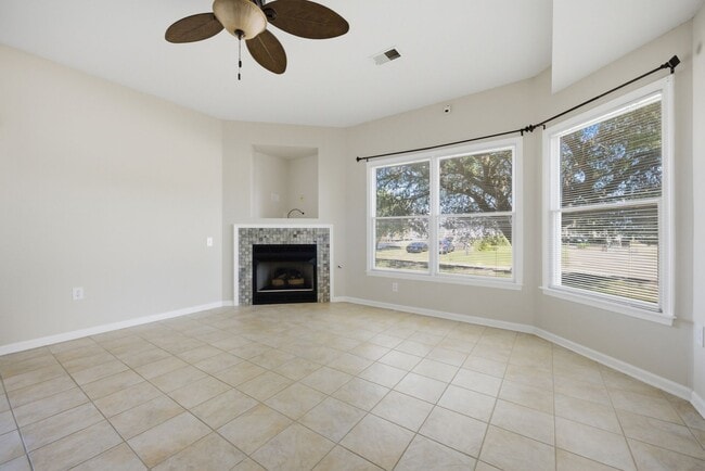 Building Photo - 1026 High Dunes Quay