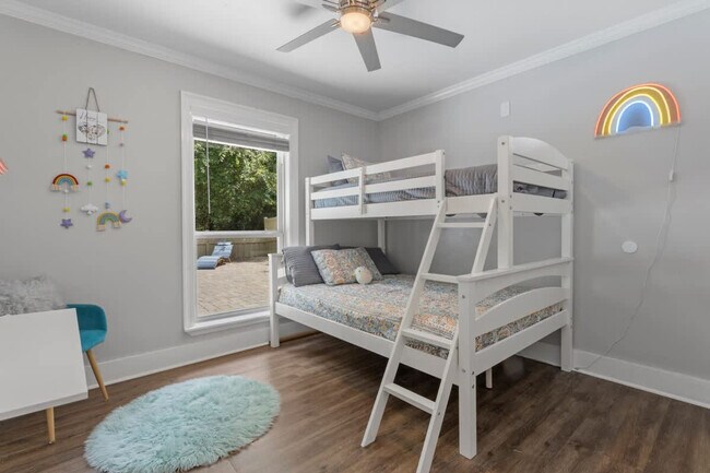 Building Photo - 9200 Pointe Aux Chenes Rd