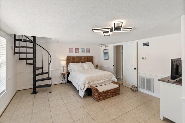 Building Photo - 861 Nectar Rd