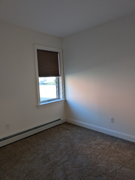 Building Photo - 476 Terrace Blvd