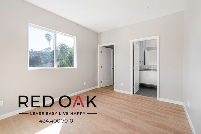Building Photo - 4506 Esmeralda St