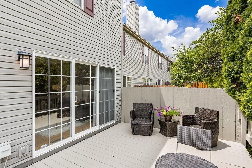 Deck - 2078 Coleman Dr