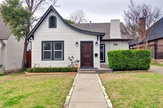 Building Photo - 3915 W 6th St