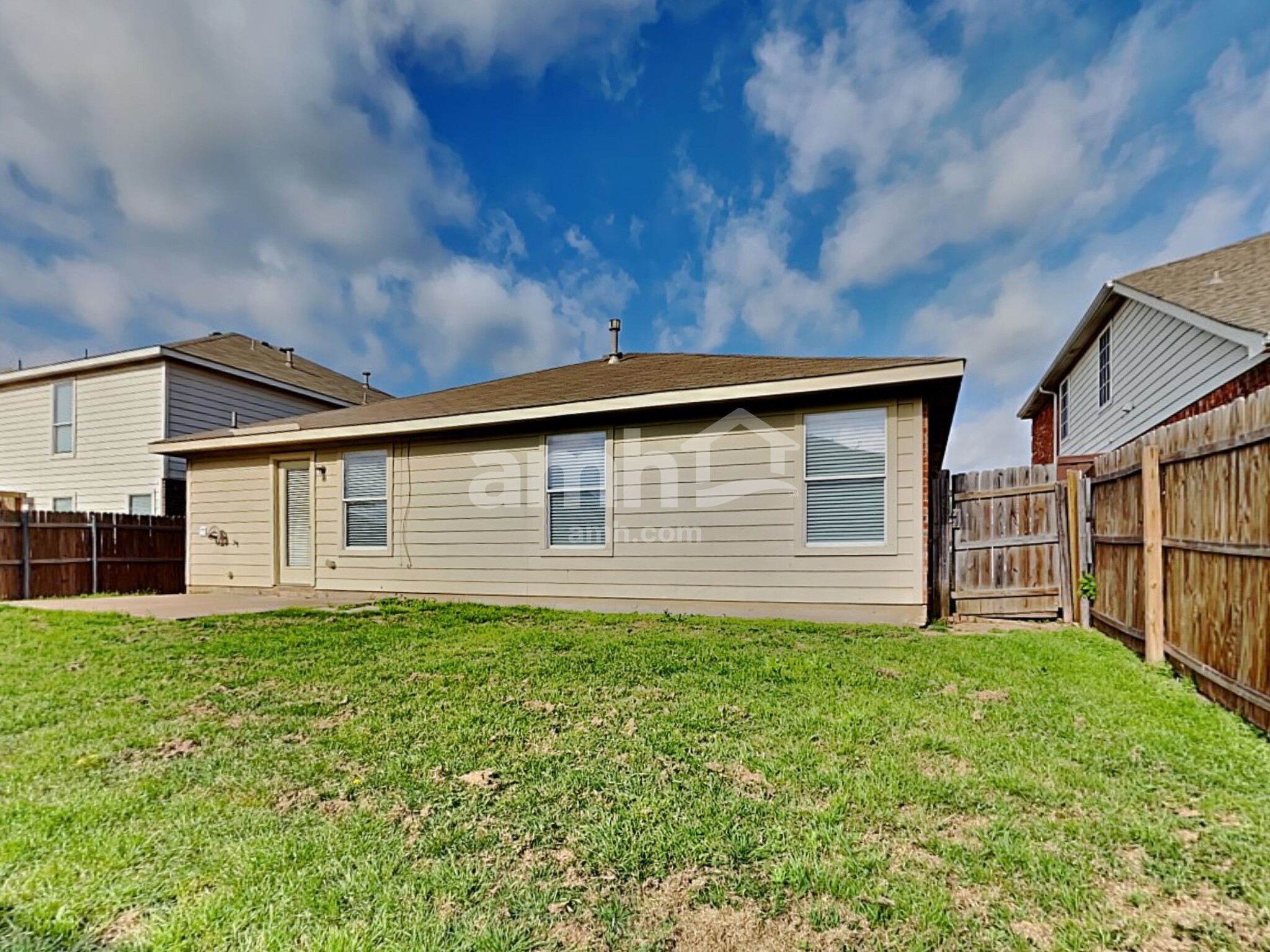 Building Photo - 6732 Friendsway Dr