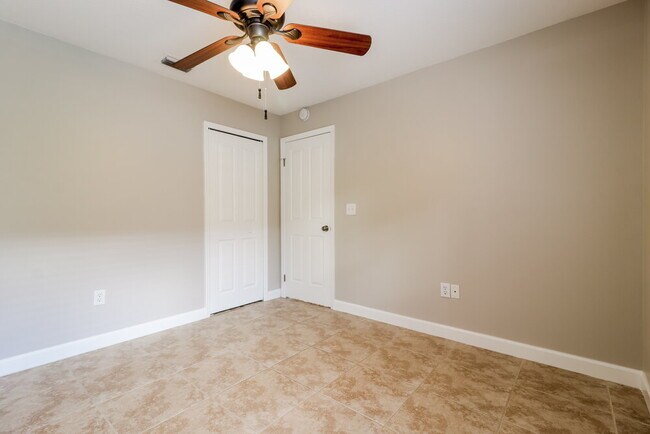 Building Photo - 1243 Big Sky Dr