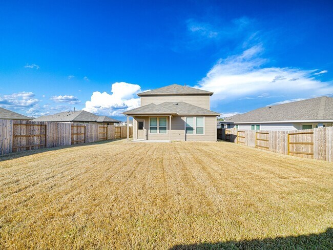 Building Photo - 15510 Olive Ter Trl