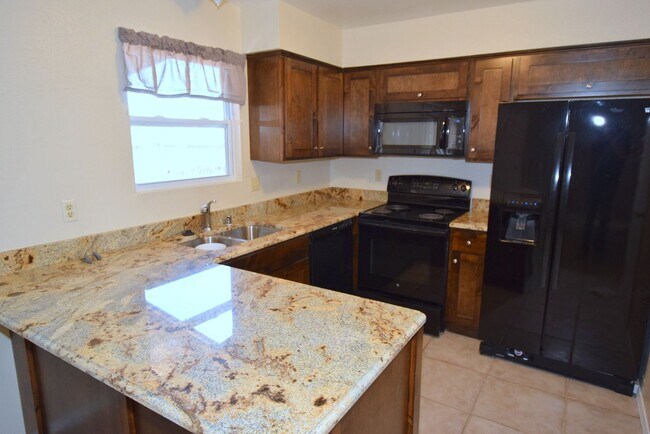 Building Photo - 3 bed 2 bath 2cg in SE Rio Rancho