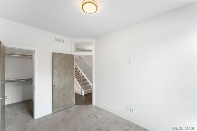 Building Photo - 1032 W 37th Ave