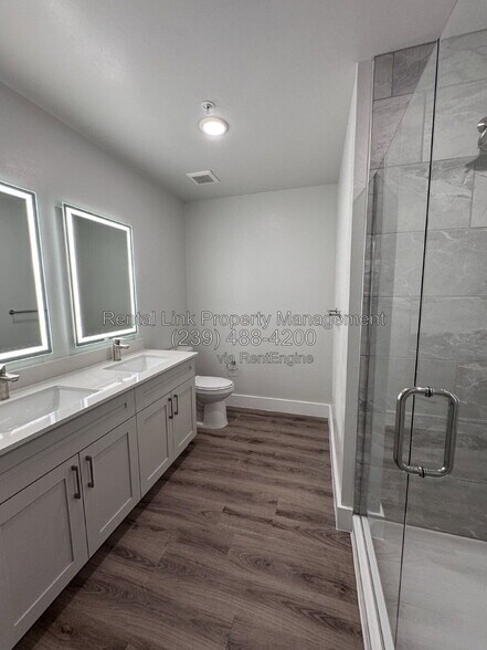 Building Photo - 414 Cape Coral Pkwy E