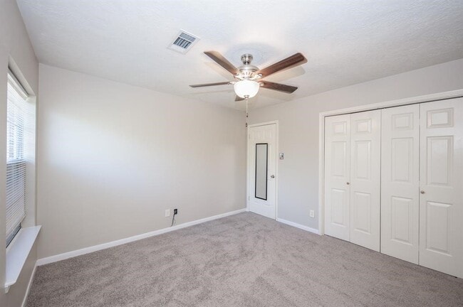 Building Photo - 11527 Earley Forest Ln