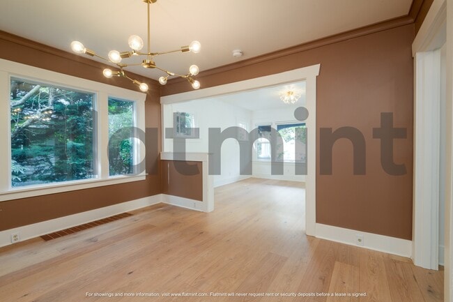 Building Photo - 8520 13th Ave NW