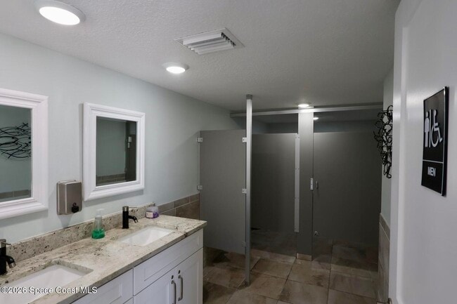 Building Photo - 650 N Atlantic Ave