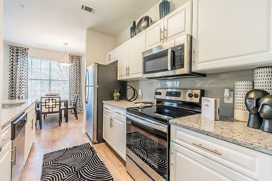 Light-Filled Living - Grand Estates at Keller