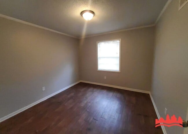 Building Photo - 5737 Scottsdale Ave