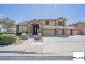 Building Photo - Magnificent 5/3.5 Litchfield Park Home - L...