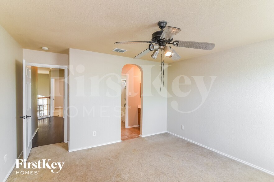 Building Photo - 12243 Dewitt Cove
