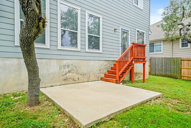 Building Photo - 137 Red Hawk Ridge