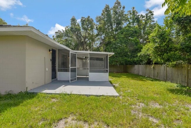 Building Photo - 4666 Donovan St