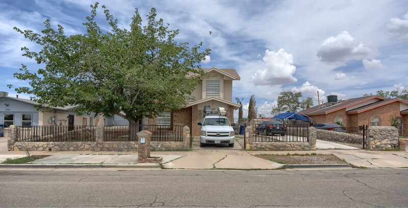Primary Photo - 9307 Chantilly Dr