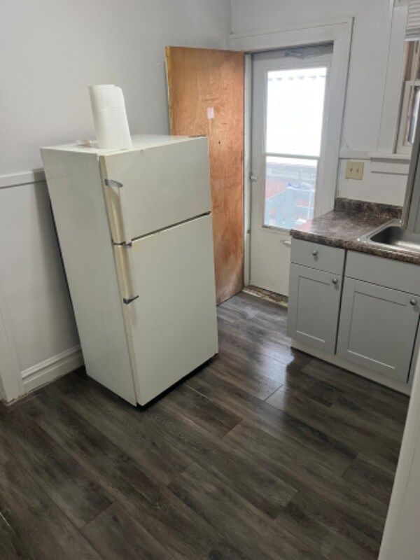 Building Photo - 5973 Park Pl