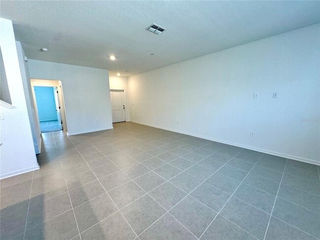 Building Photo - 2404 Rider Rain Ln