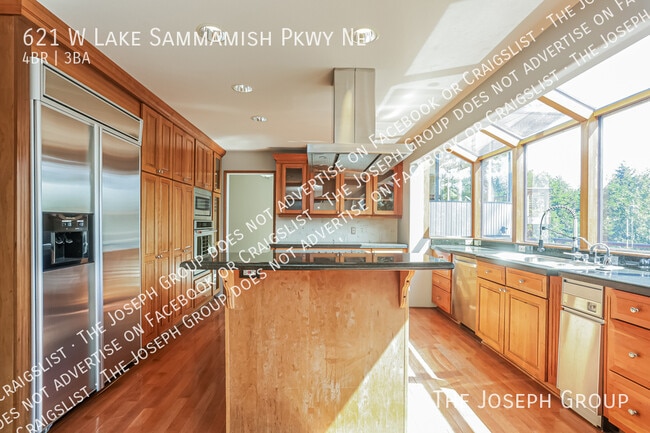 Building Photo - 621 West Lake Sammamish Pkwy NE