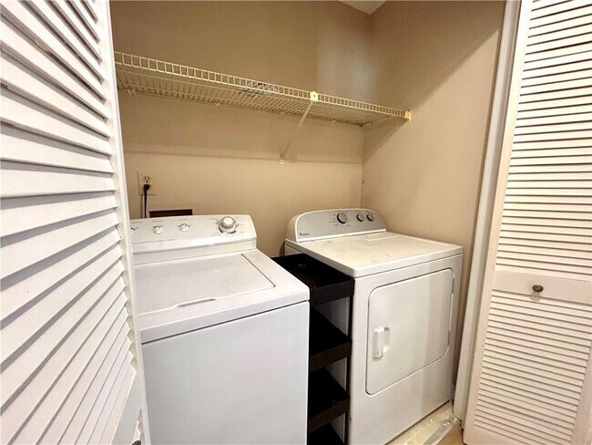 Building Photo - 1252 Scripps Ct SW
