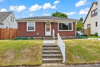 Building Photo - Clean, Spacious, and Rent Ready 2 bedroom ...