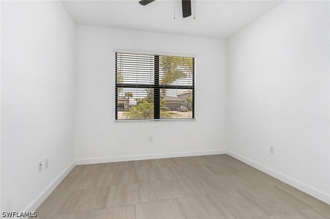 Building Photo - 18324 Ridgeline Dr