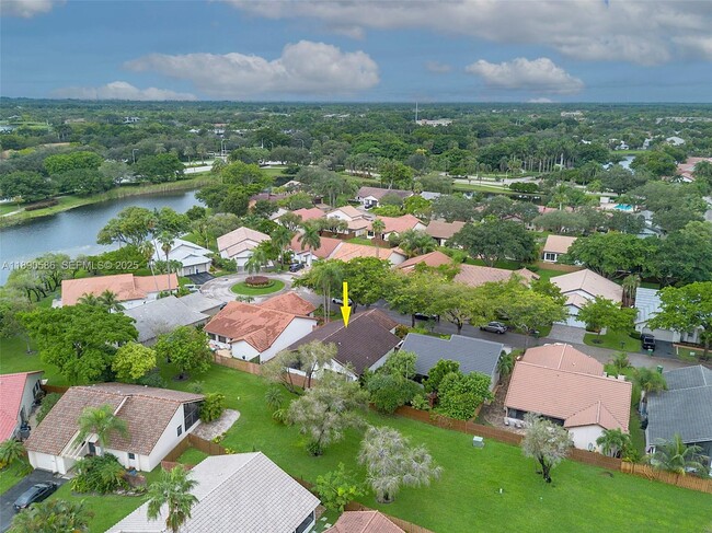 Building Photo - 2330 Dover