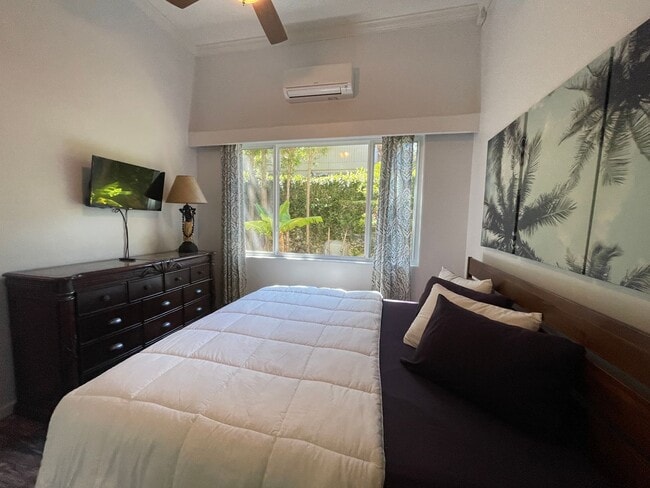 Building Photo - Furnished Napili One Bedroom + Loft