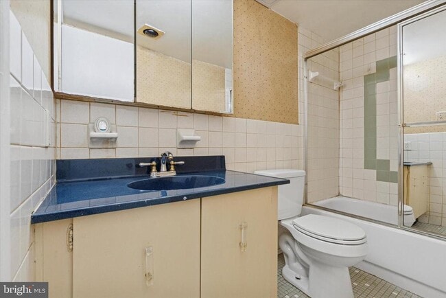 Building Photo - 3204 Delaire Landing Rd