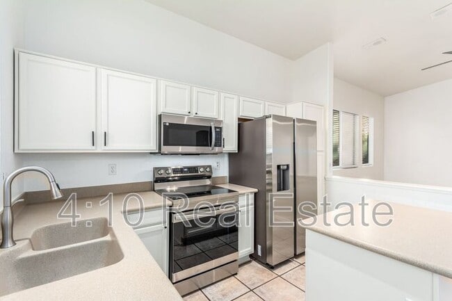 Building Photo - 31205 N 45th St