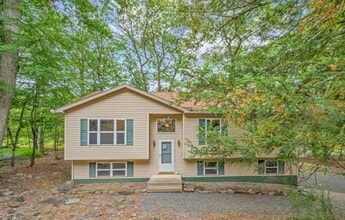 Building Photo - 314 Overlook Dr