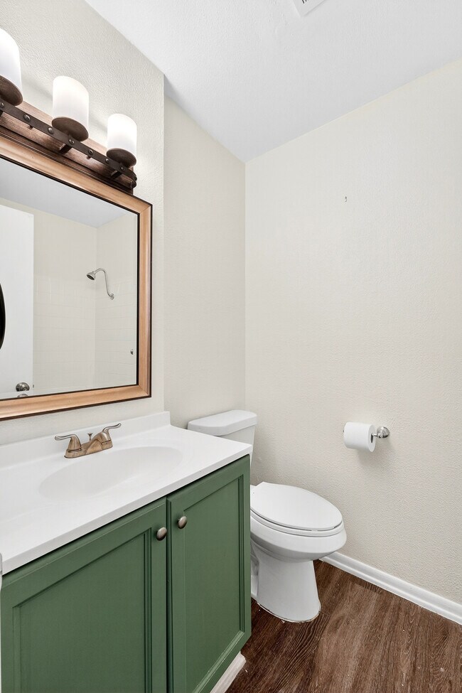 Building Photo - 8408 Maine Dr