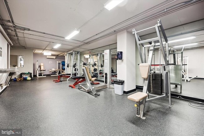 Building Photo - 10500 ROCKVILLE PIK