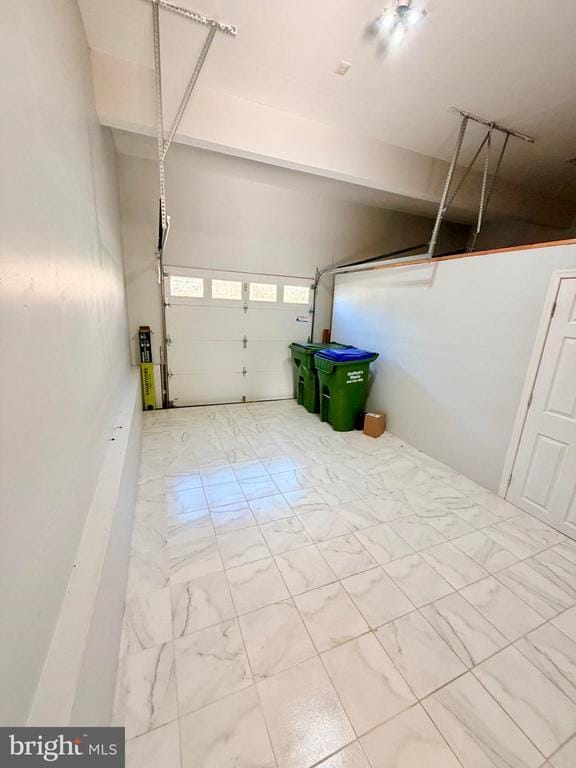 Building Photo - 33 Christopher Way