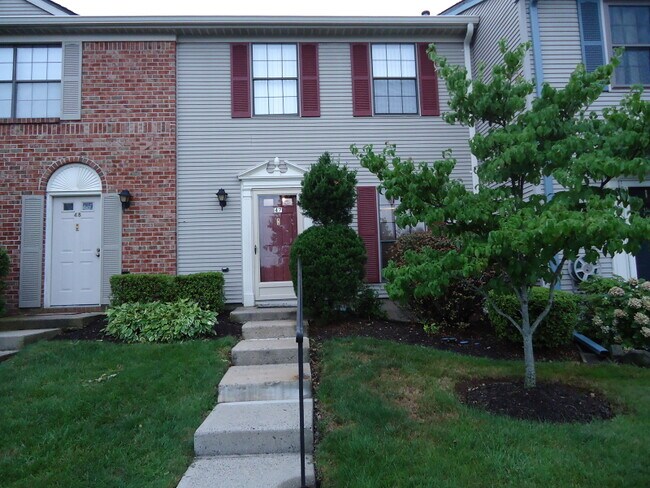 Building Photo - 47 Daniel Dr
