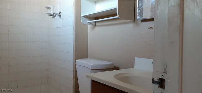 Building Photo - 1424 Patriot St