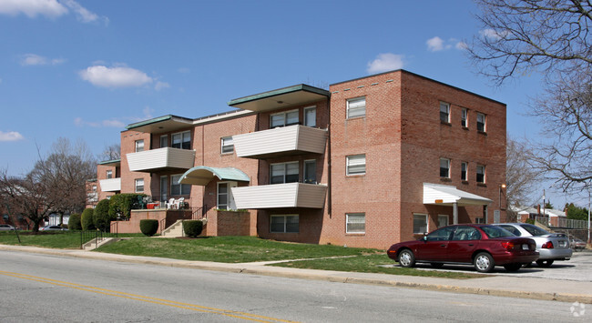 Building Photo - The Fallstaff Apartments